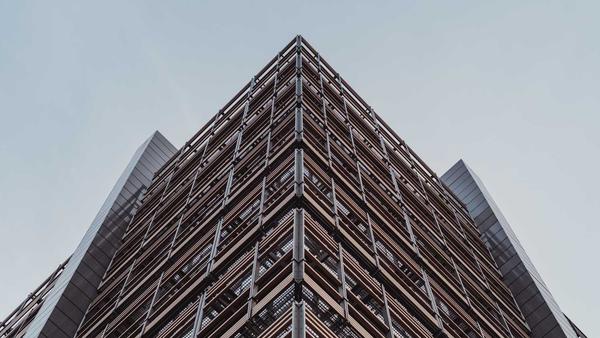 Kurumsal Kimliğinizin Taşıyıcısı: Logodan Kartvizite Tasarım Bütünlüğü