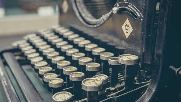 Sıra Dışı Bir Dokunuş: Letterpress ve Varak Baskı Teknikleri Nelerdir?